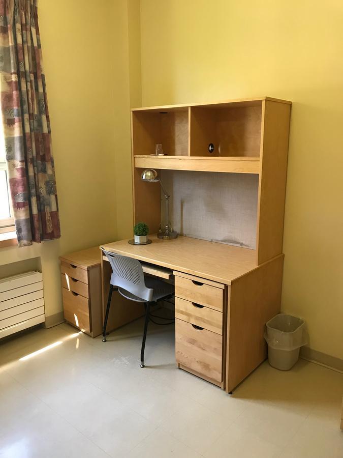 Mount Allison Summer Accommodations Саквил Екстериор снимка