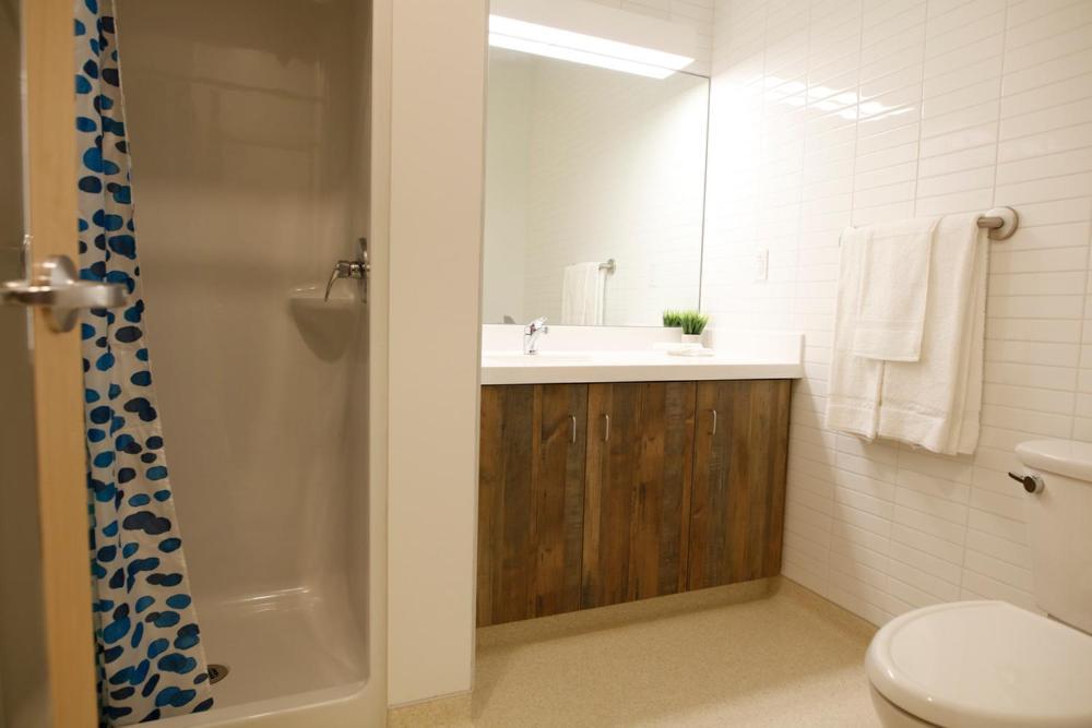 Mount Allison Summer Accommodations Саквил Екстериор снимка